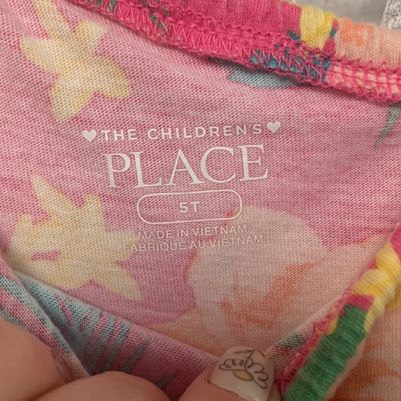 Pink floral sundress with asymmetrical neckline size 5 The Chlidren’s Place - Picture 3 of 4